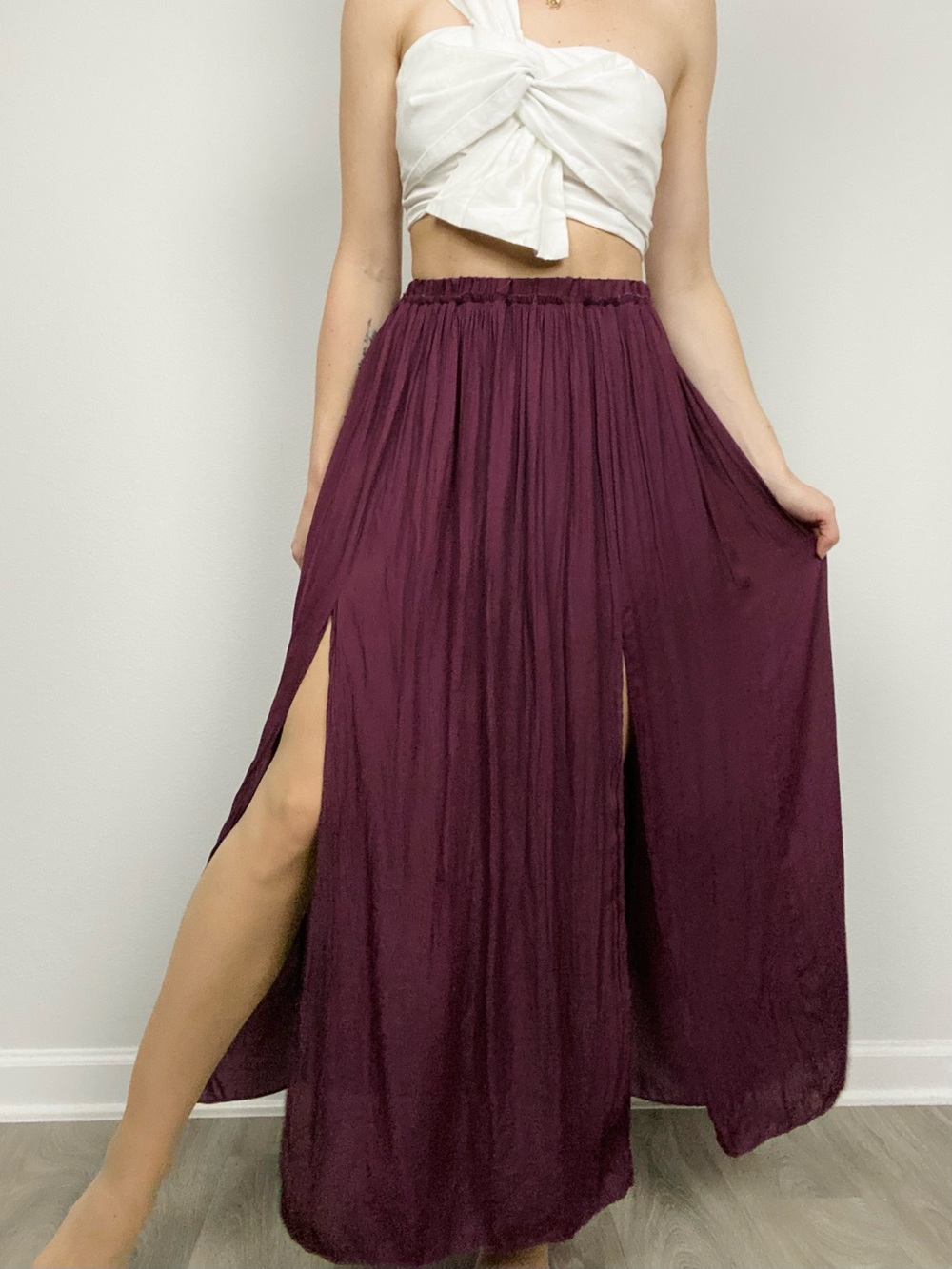 Forever 21 Burgundy Plum Flowy Boho Double Slit Pleated High Waisted Skirt